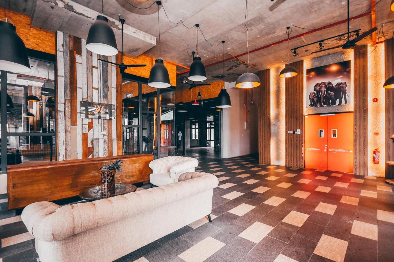 Cube 8Teens By Nest Home Johor Bahru Exterior foto